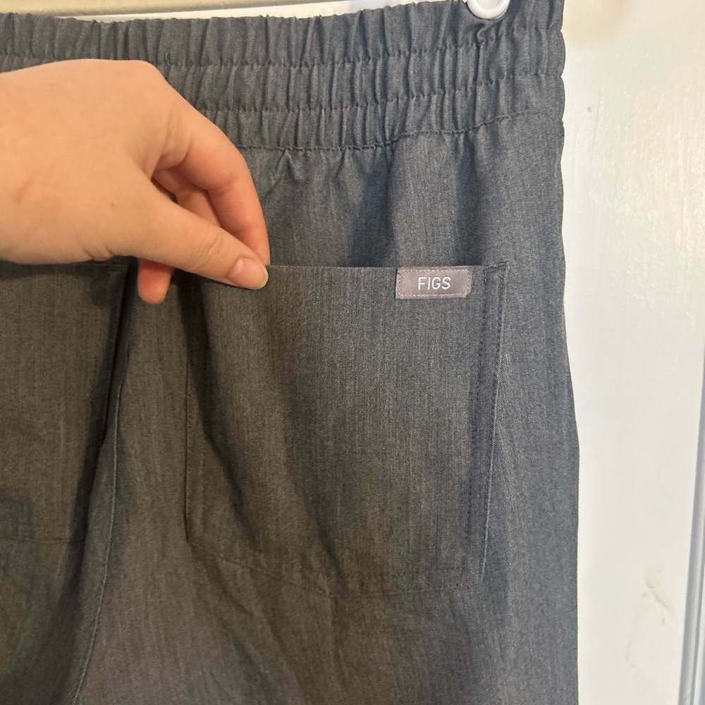 Figs Dark Gray Scrub Pants with Teal Drawstrings - Picture 6 of 9